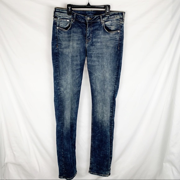 32 waist jeans in us size